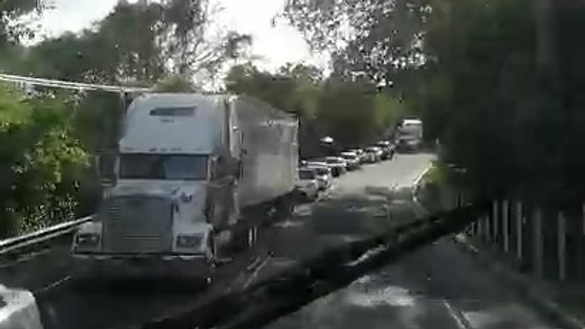 WhatsApp Video 2019-12-21 at 3.47.24 PM